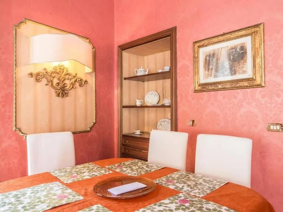 Luxury Apartment Spanish Steps Rome